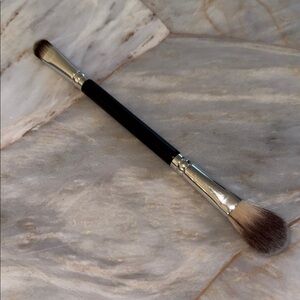 Dual-Ended Makeup Brush